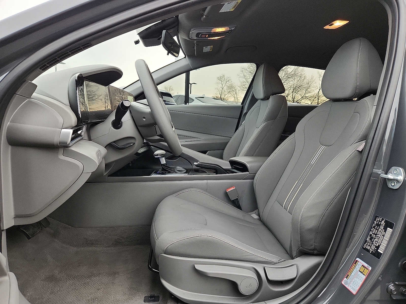 2024 Hyundai Elantra SEL IVT