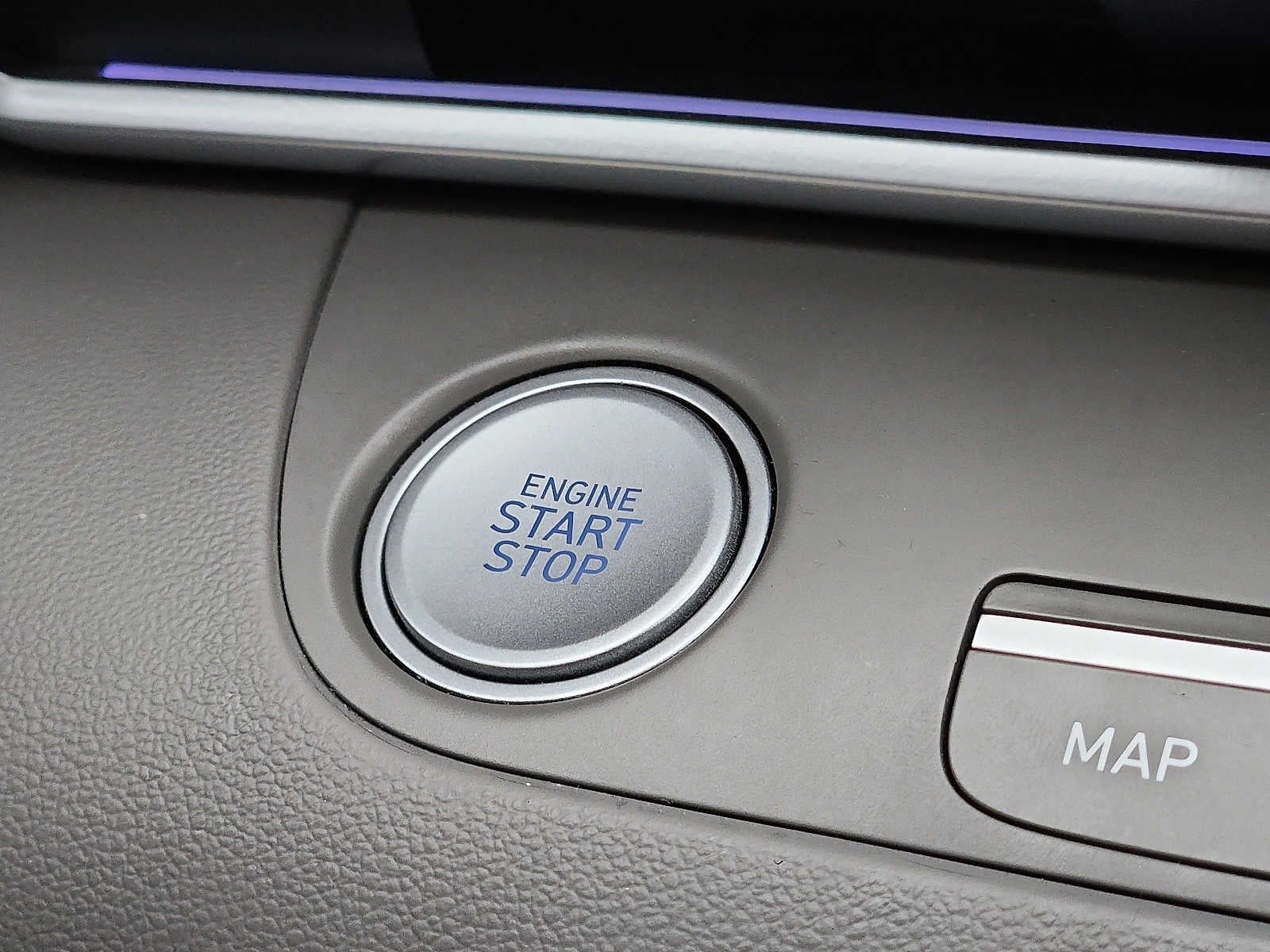 2024 Hyundai Elantra SEL IVT