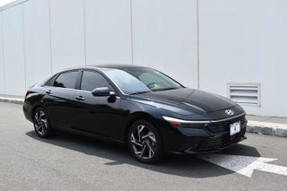 2024 Hyundai Elantra Hybrid Limited DCT
