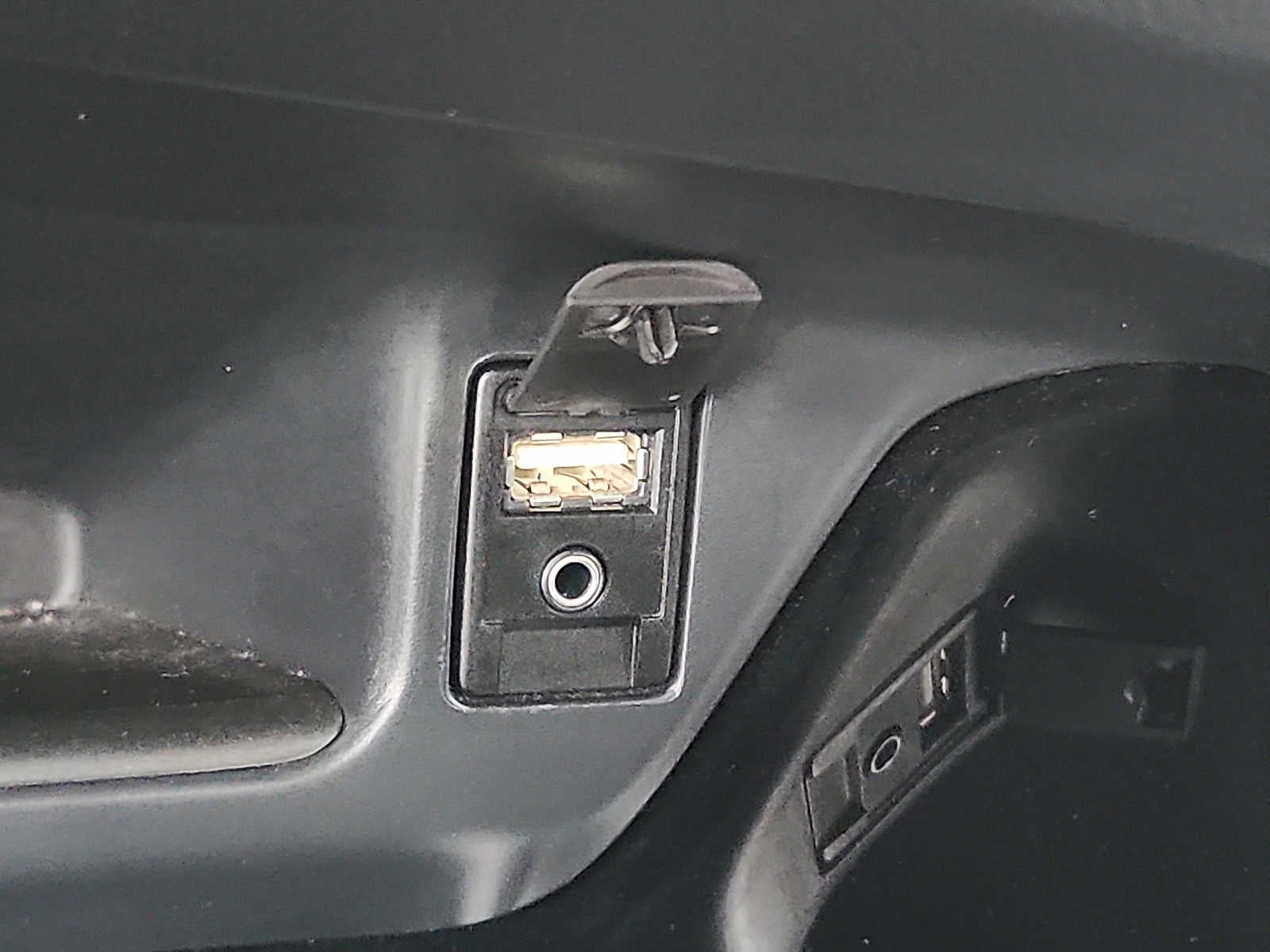 2019 Toyota C-HR Limited FWD