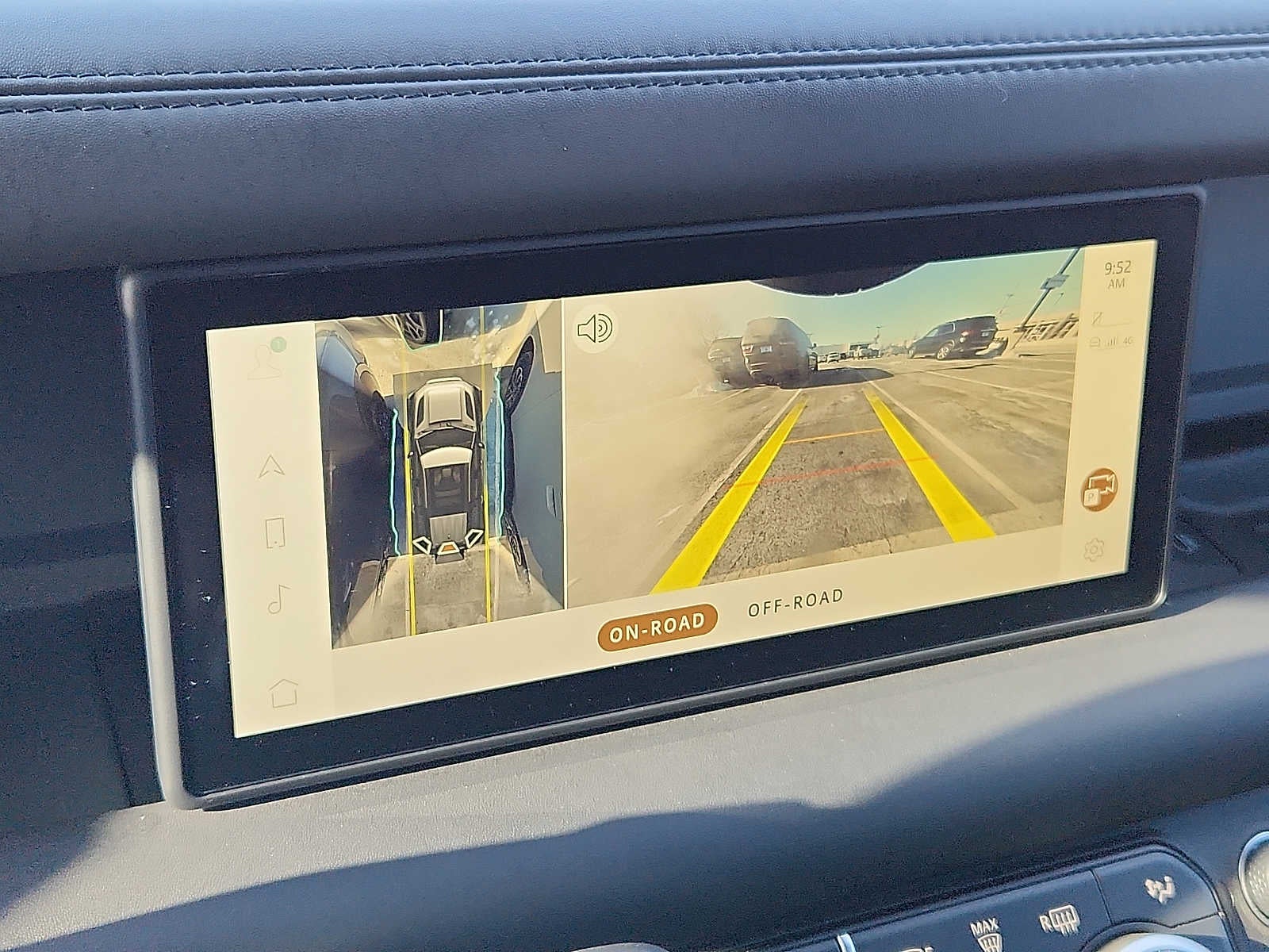 2023 Land Rover Defender 110 X-Dynamic SE AWD