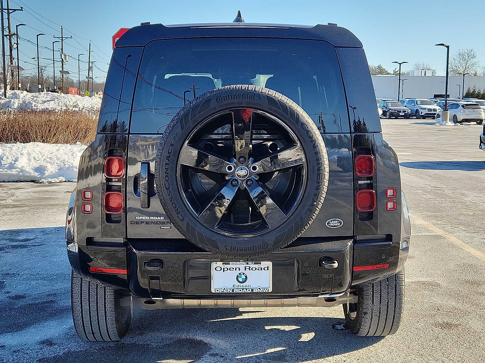 2023 Land Rover Defender 110 X-Dynamic SE AWD