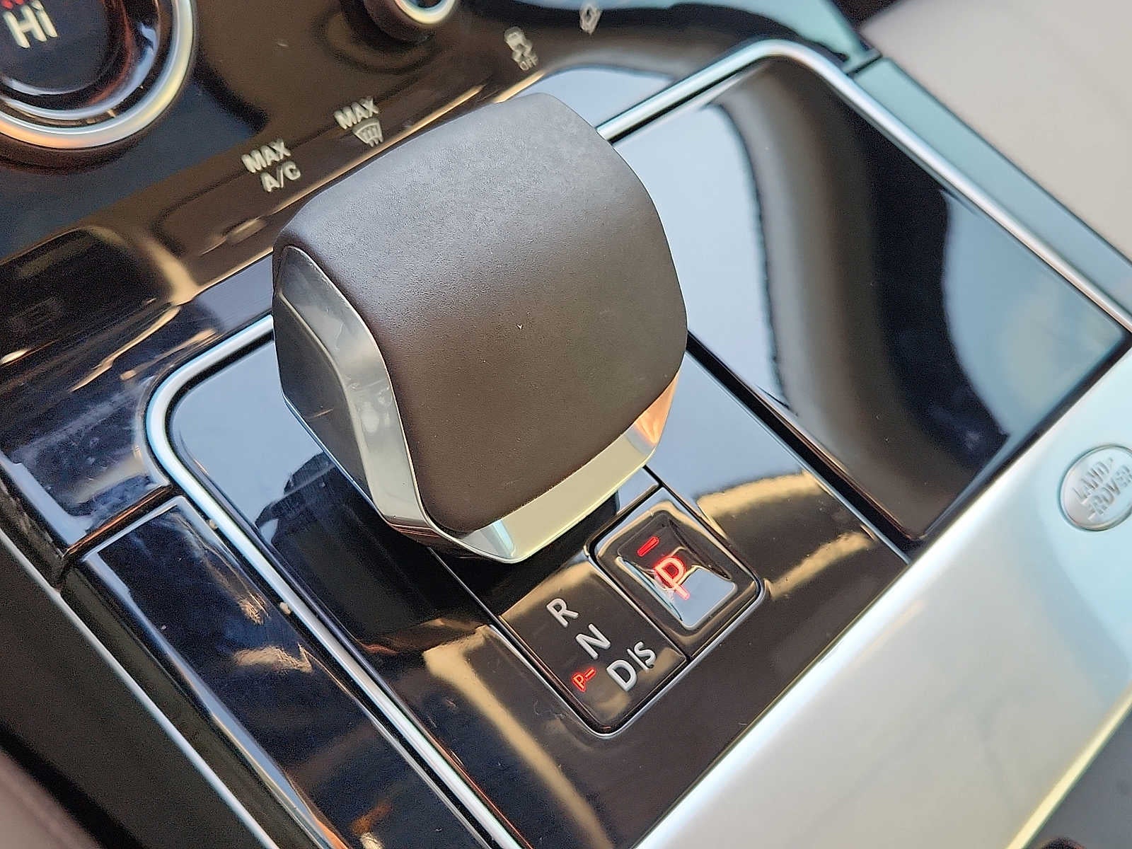 2021 Land Rover Range Rover Velar S - Photo 14