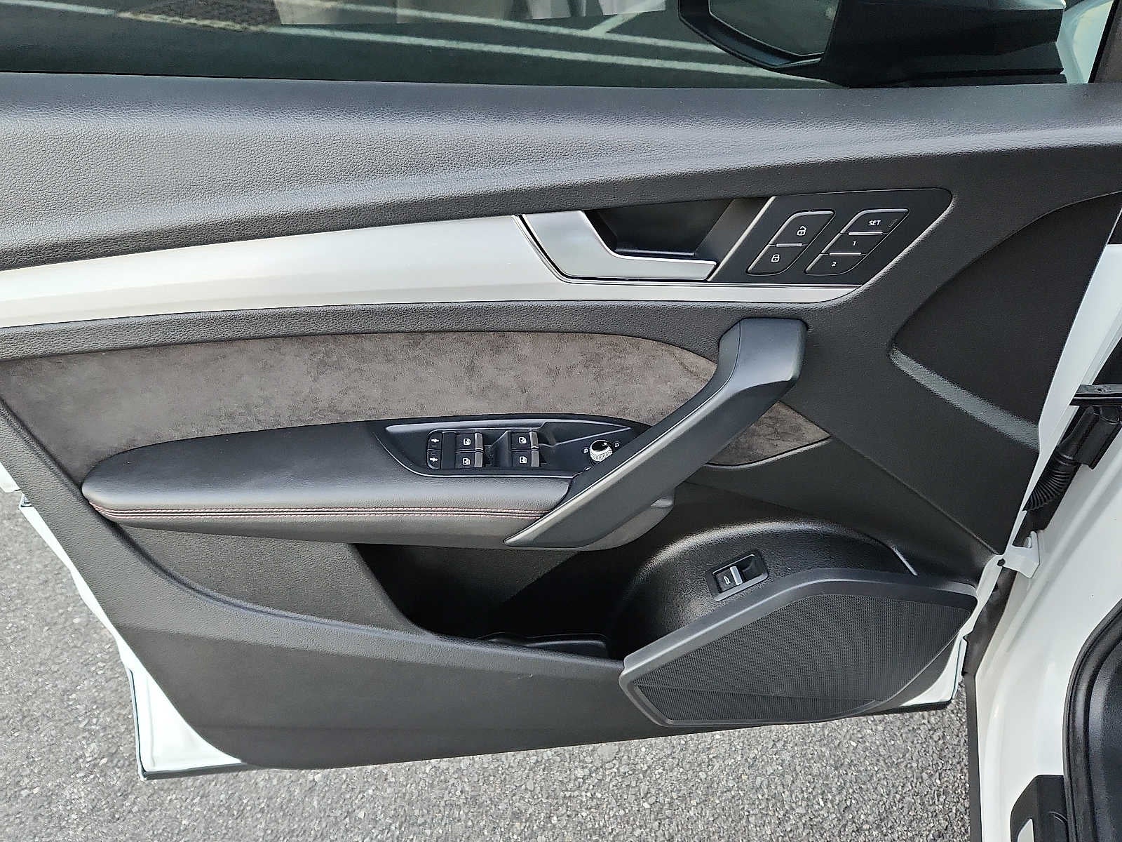 2020 Audi SQ5 Premium Plus 3.0 TFSI quattro