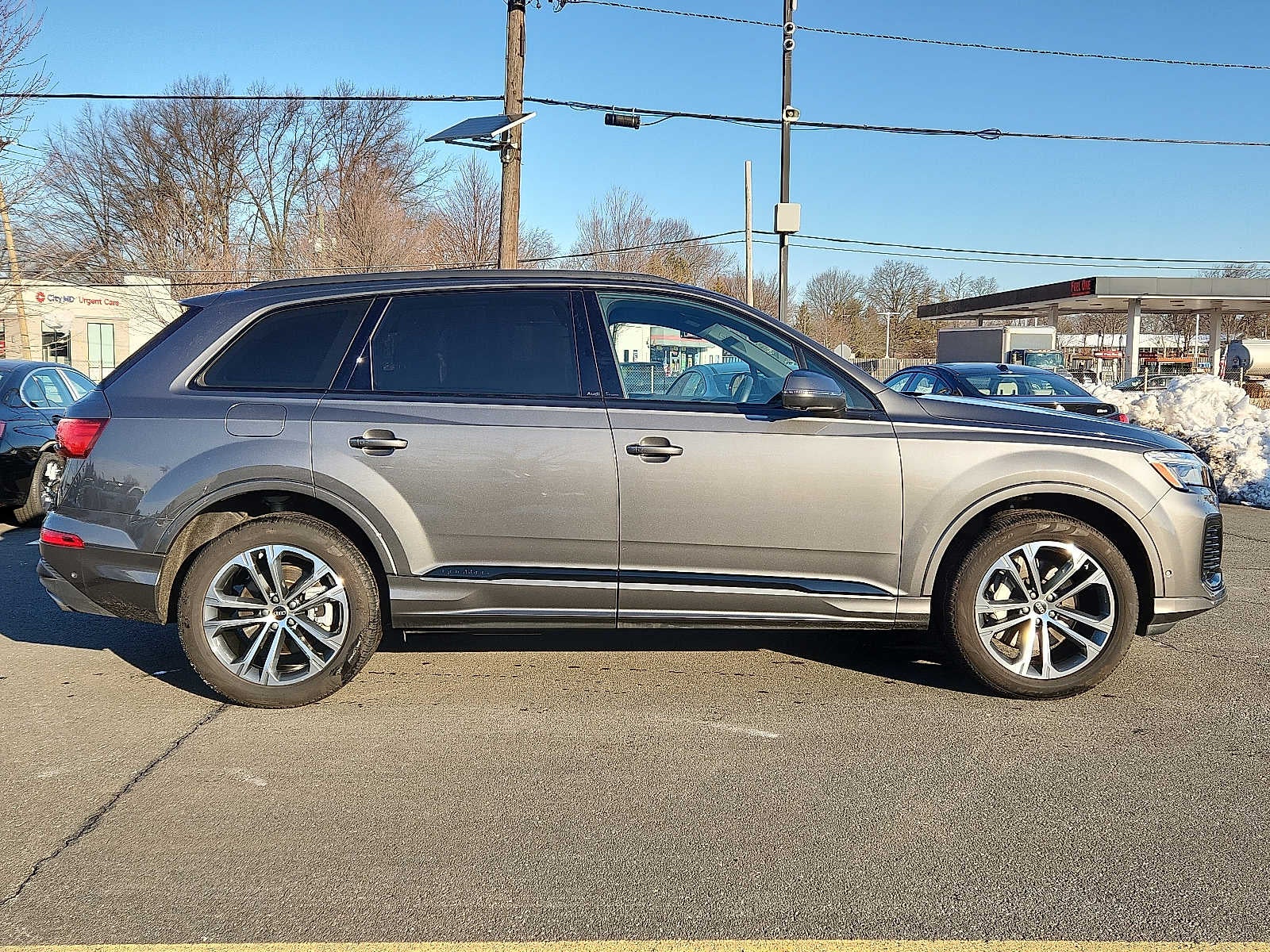 2025 Audi Q7 Premium Plus 45 TFSI quattro