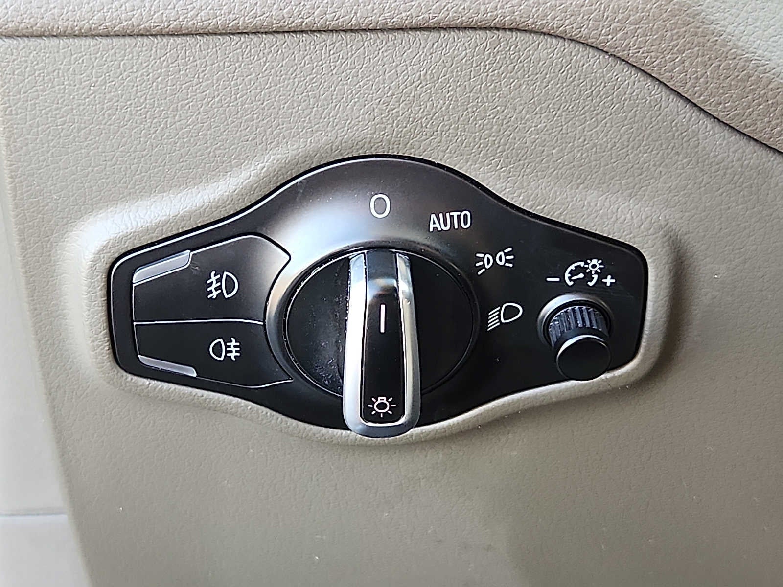 2015 Audi Q5 quattro 4dr 2.0T Premium Plus