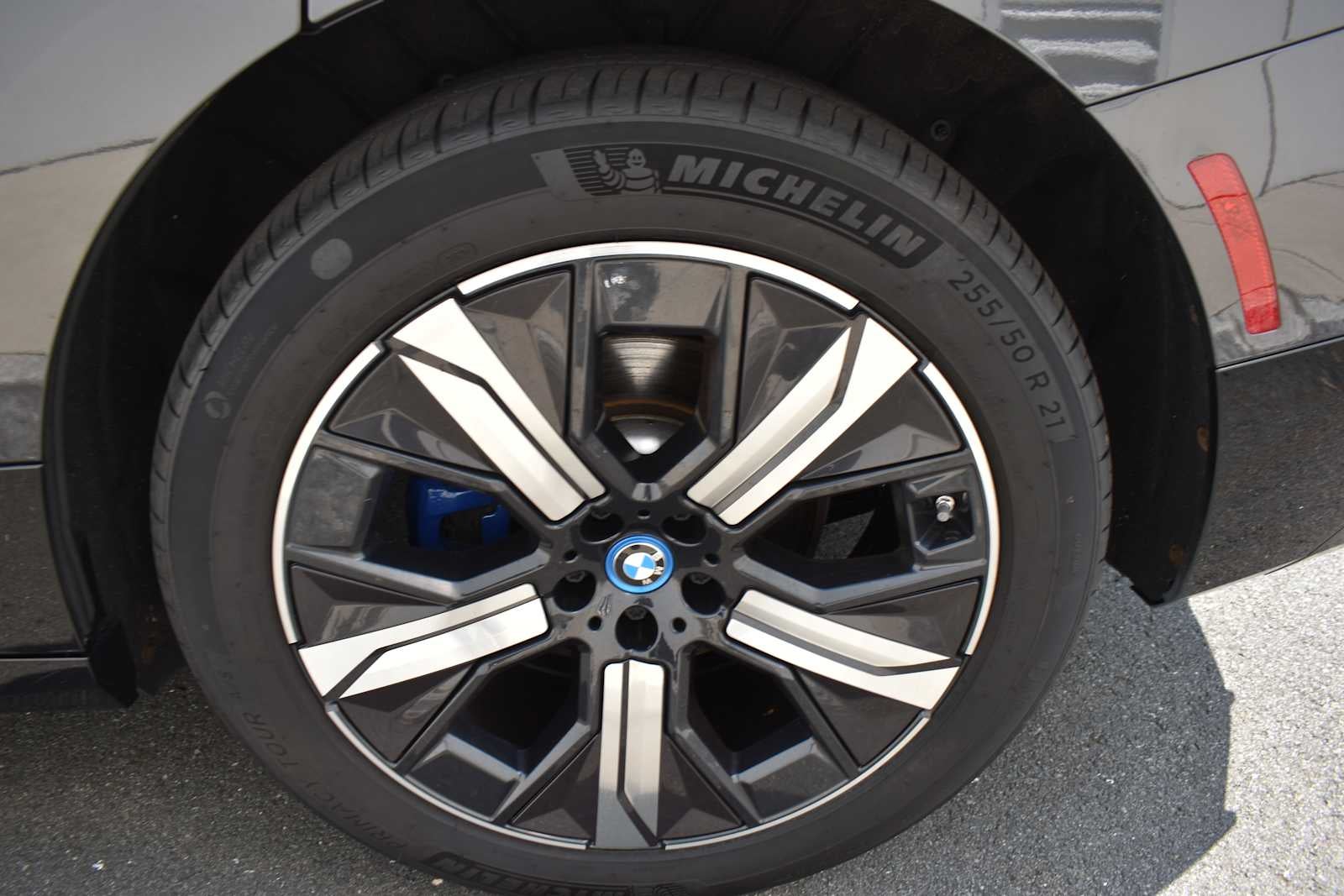 2024 BMW iX xDrive50 Sports Activity Vehicle