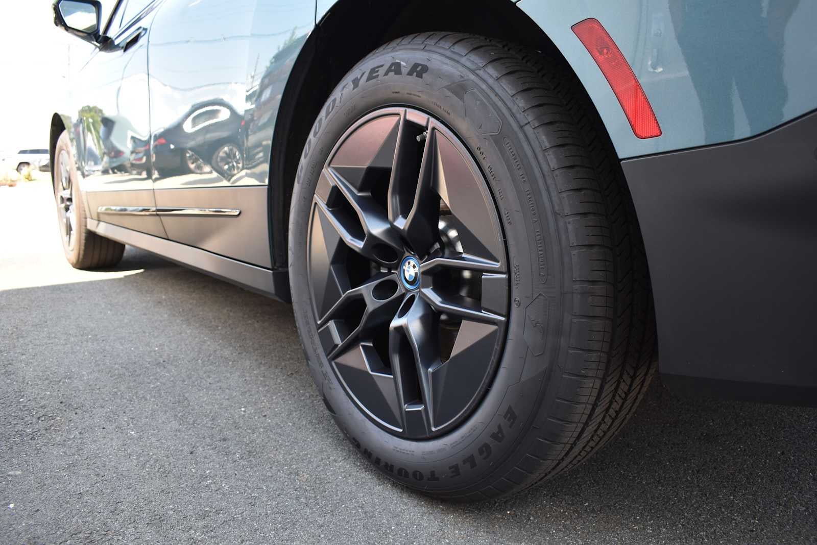 2024 BMW iX xDrive50 Sports Activity Vehicle