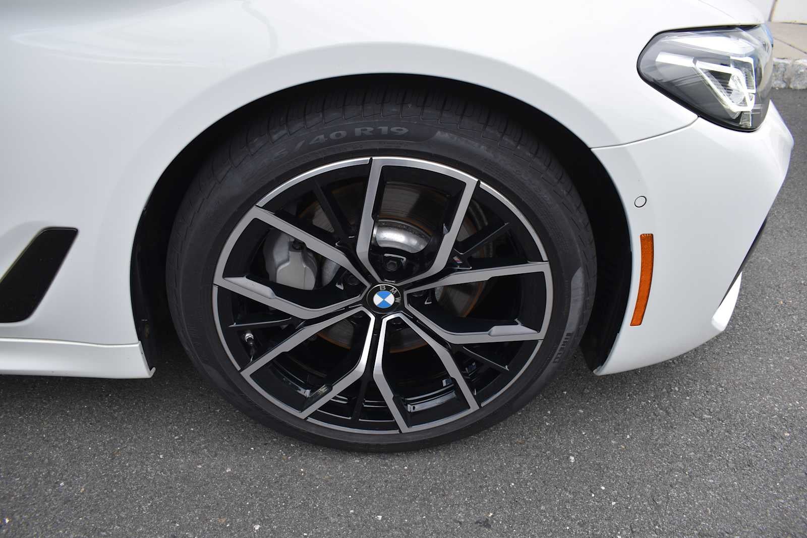 2023 BMW 5 Series 530i xDrive Sedan