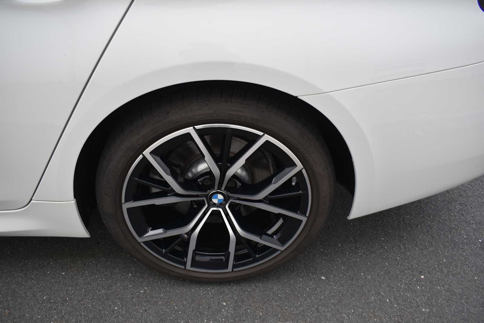 2023 BMW 5 Series 530i xDrive Sedan