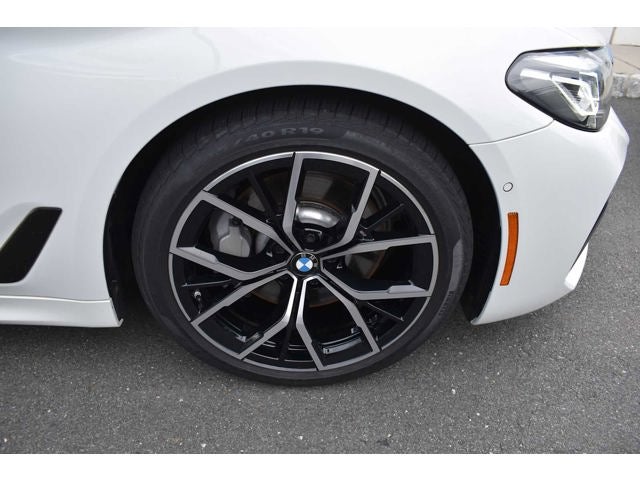 2023 BMW 5 Series 530i xDrive Sedan
