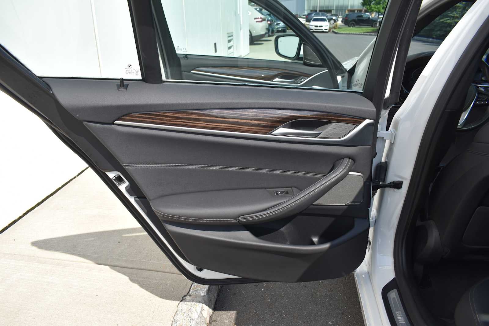 2023 BMW 5 Series 530i xDrive Sedan