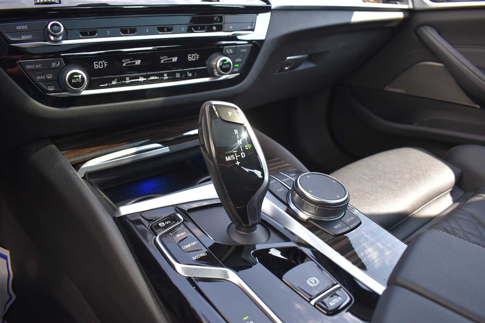 2023 BMW 5 Series 530i xDrive Sedan