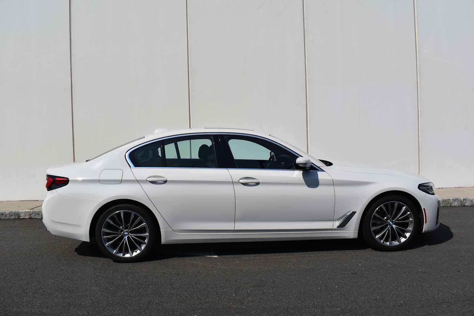 2023 BMW 5 Series 530i xDrive Sedan