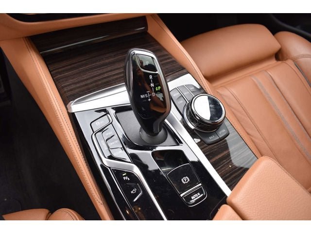 2023 BMW 5 Series M550i xDrive Sedan