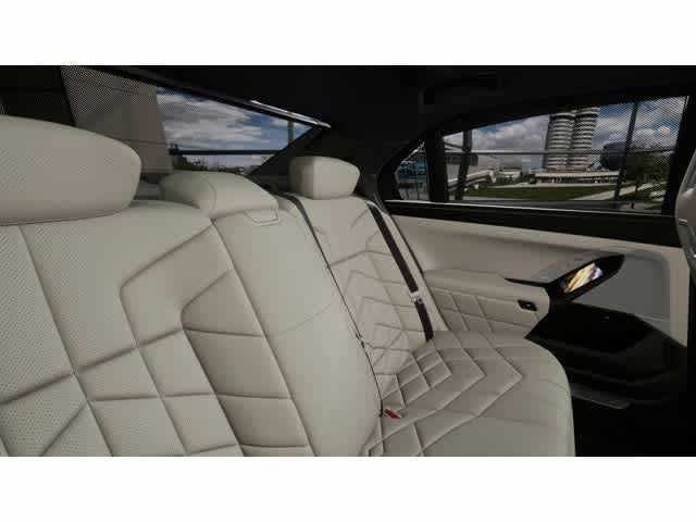 2026 BMW 7 Series 740i xDrive Sedan