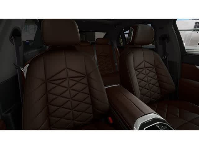 2026 BMW 7 Series 740i xDrive Sedan