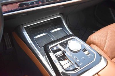 2024 BMW 7 Series 740i xDrive Sedan