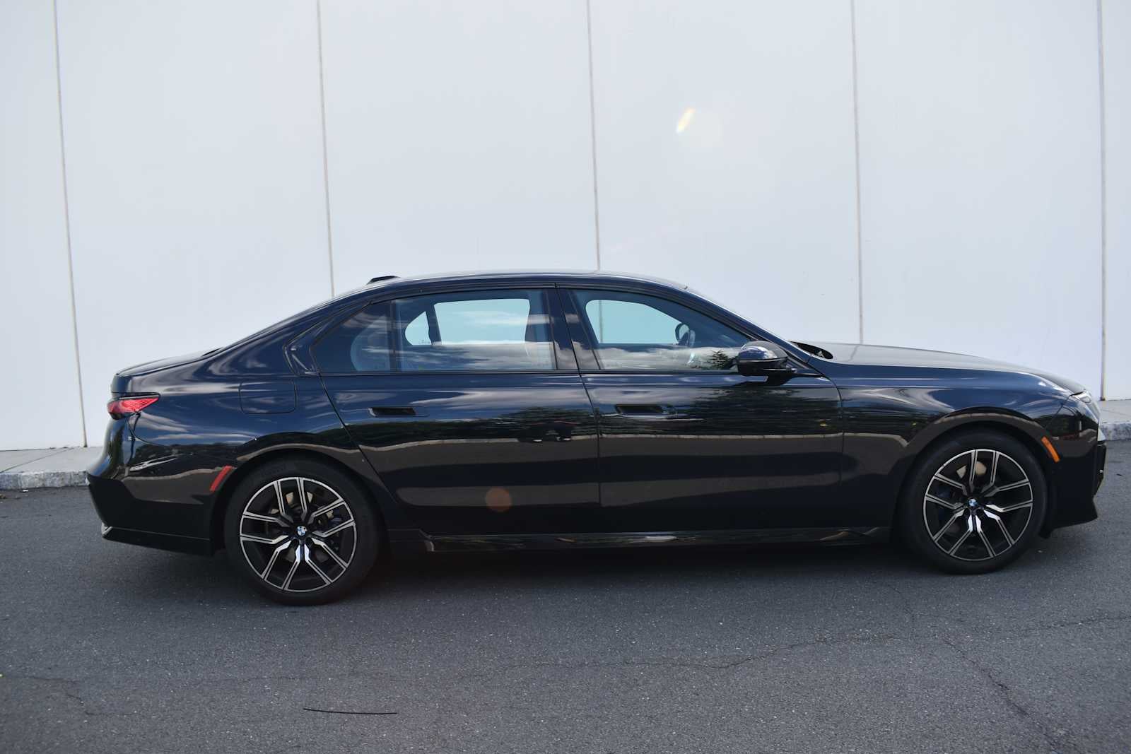 2024 BMW 7 Series 740i xDrive Sedan