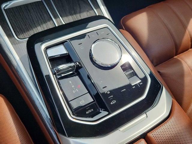 2024 BMW 7 Series 760i xDrive Sedan