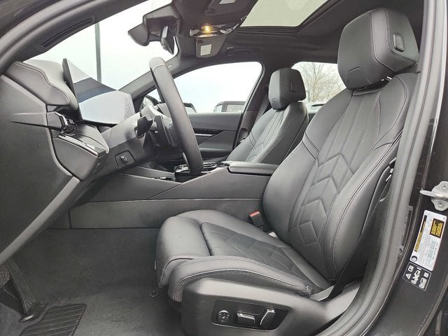 2025 BMW 5 Series 530i xDrive Sedan