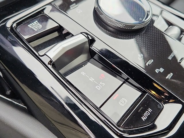 2025 BMW 5 Series 530i xDrive Sedan