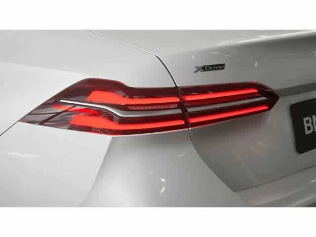 2026 BMW 5 Series 530i xDrive Sedan