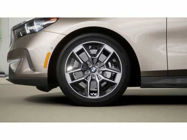 2026 BMW 5 Series 530i xDrive Sedan