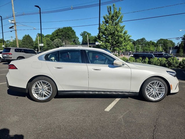 2024 BMW 5 Series 530i xDrive Sedan