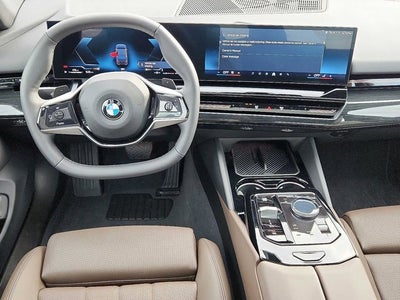 2026 BMW 5 Series 530i xDrive Sedan