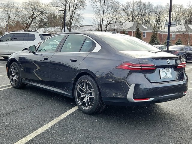 2026 BMW 5 Series 530i xDrive Sedan