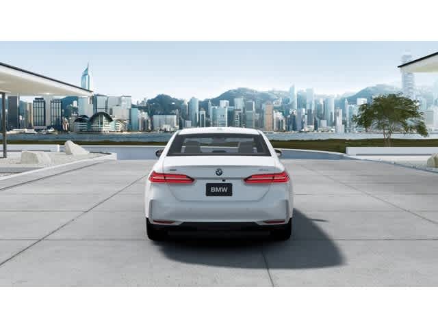 2026 BMW 5 Series 530i xDrive Sedan