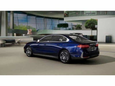 2026 BMW 5 Series 530i xDrive Sedan