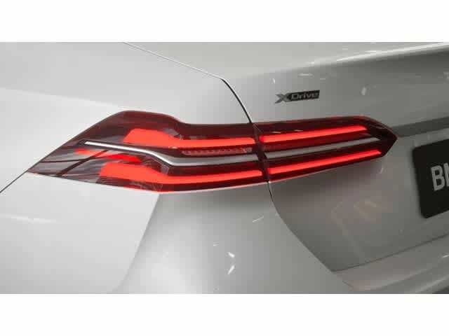 2026 BMW 5 Series 530i xDrive Sedan