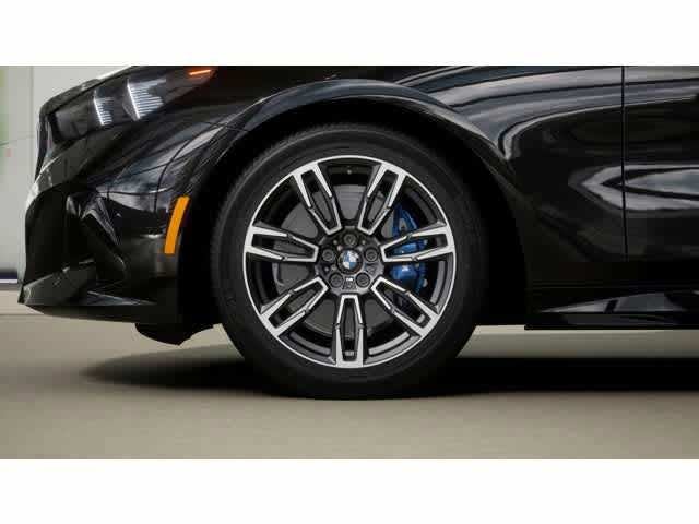 2026 BMW 5 Series 530i xDrive Sedan