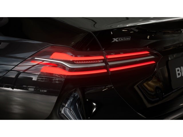 2026 BMW 5 Series 530i xDrive Sedan