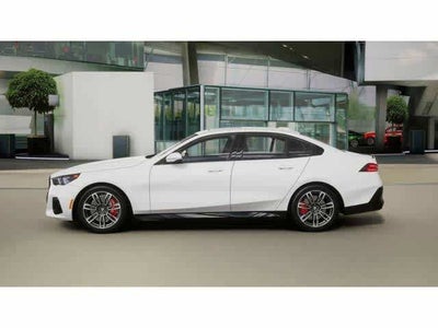 2027 BMW 5 Series 530i xDrive Sedan