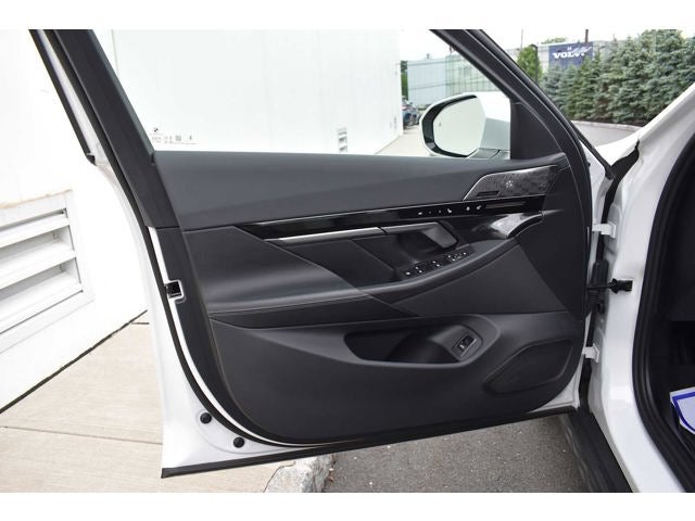 2024 BMW 5 Series 530i xDrive Sedan