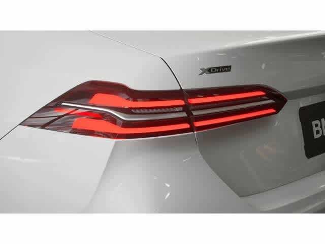 2026 BMW 5 Series 530i xDrive Sedan