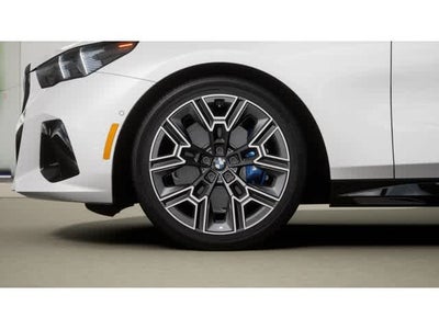 2026 BMW 5 Series 530i xDrive Sedan