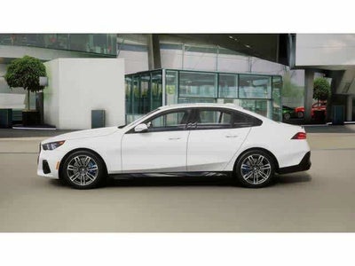 2026 BMW 5 Series 530i xDrive Sedan