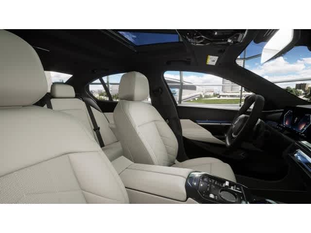 2026 BMW 5 Series 530i xDrive Sedan