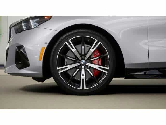 2026 BMW 5 Series 530i xDrive Sedan