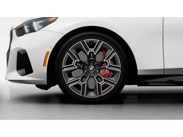 2026 BMW 5 Series 540i xDrive Sedan