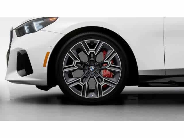 2026 BMW 5 Series 540i xDrive Sedan