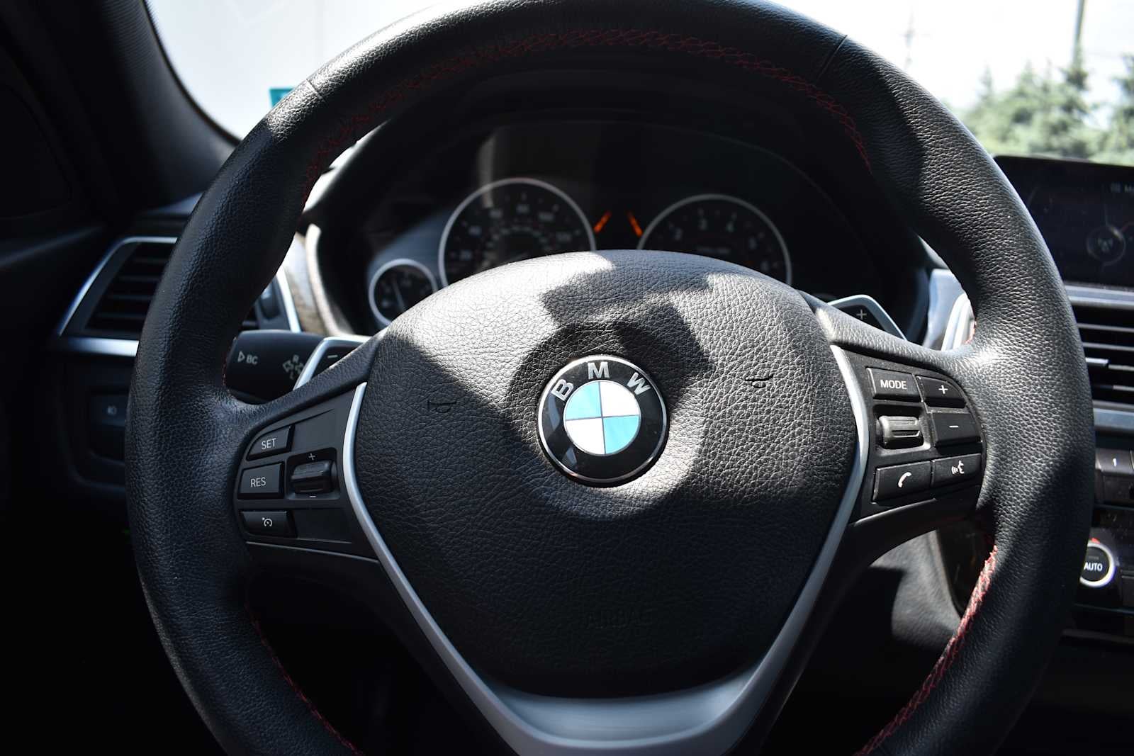 2016 BMW 3 Series 4dr Sdn 328i xDrive AWD SULEV