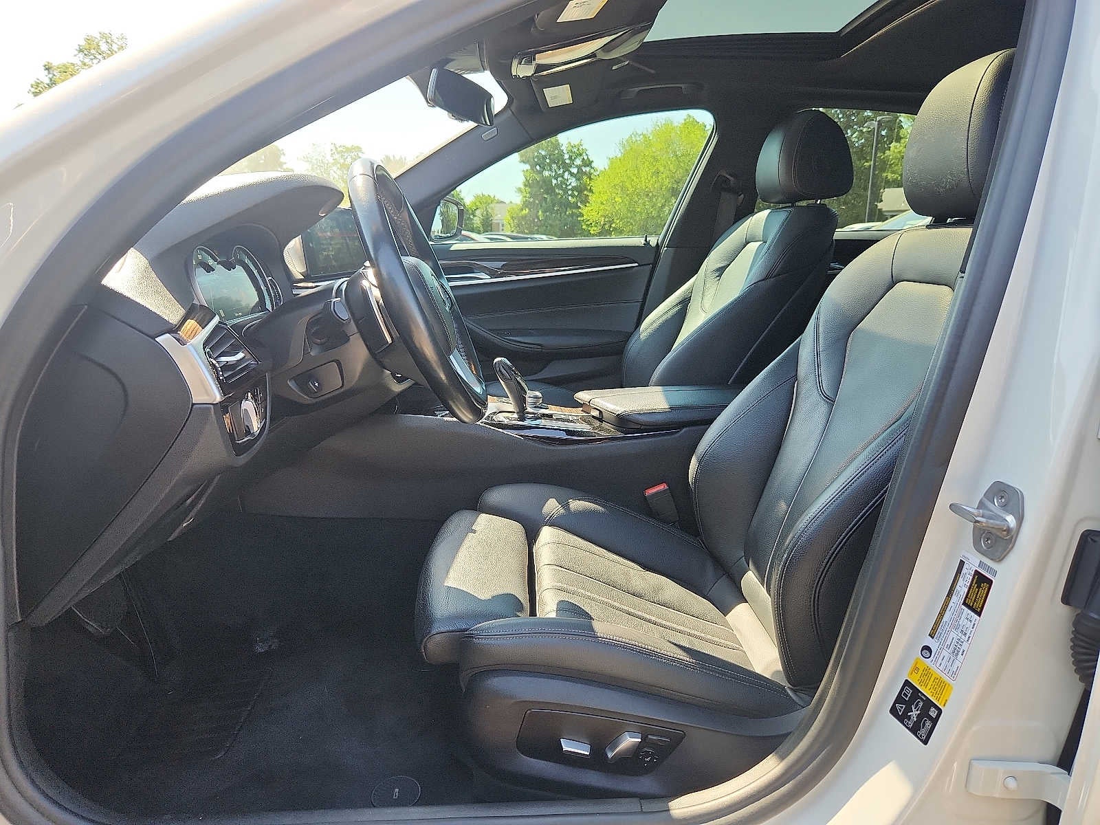2019 BMW 5 Series 530i xDrive Sedan
