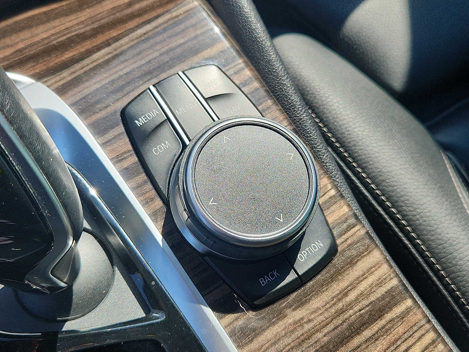 2019 BMW 5 Series 530i xDrive Sedan