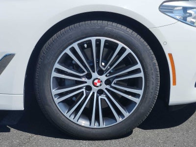 2019 BMW 5 Series 530i xDrive Sedan