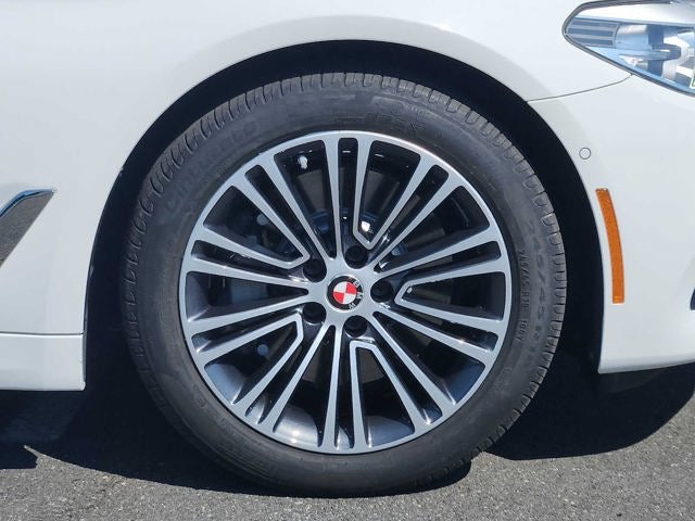 2019 BMW 5 Series 530i xDrive Sedan